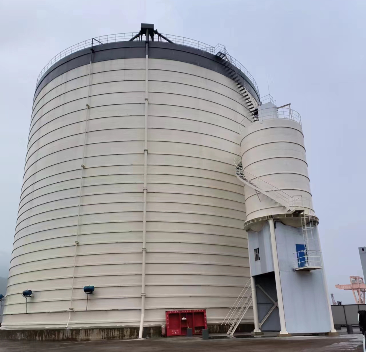 洛龙10万吨水泥钢板库